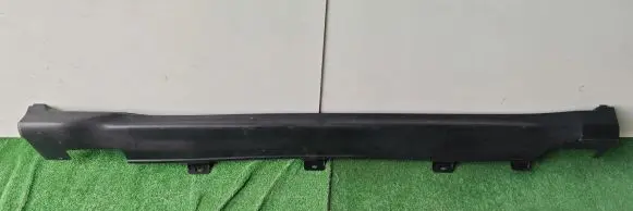 Honda HR-V Front sill (body part) 71850-T7A