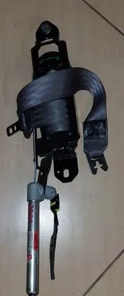 Volvo V70 Front seatbelt