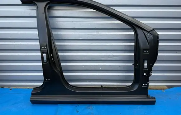 Volkswagen Polo VI Pillar (middle) 2G4809606B 0019175