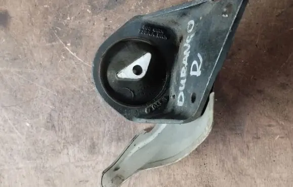 Dodge Durango I Engine mount bracket