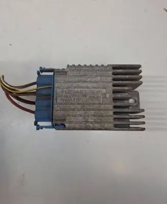 Coolant fan relay
