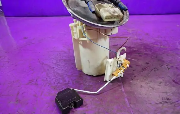 Opel Vectra B In-tank fuel pump 