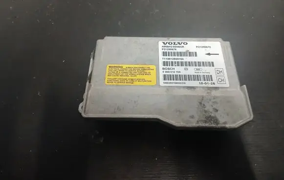 Volvo V70 Airbag control unit/module P31295676 0285010709 T110012500154