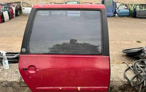 Ford Galaxy Rear door