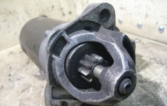 Volkswagen PASSAT B5 Starter motor 1005821966 28IV6