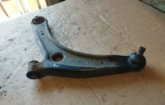Mitsubishi ASX Front lower control arm/wishbone 