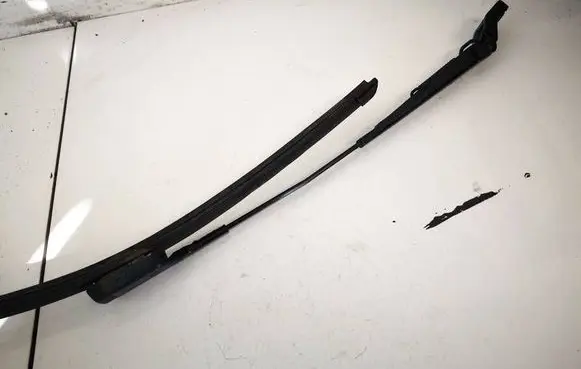 Skoda Roomster (5J) Front wiper blade arm 5j1955409b