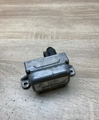 Volkswagen Golf V ESP acceleration yaw rate sensor 1K0907655B