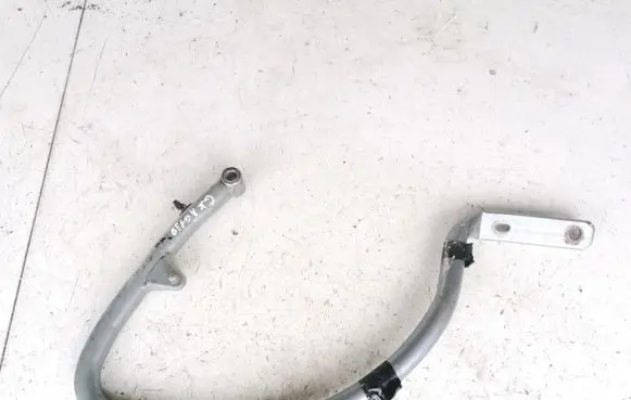 Tailgate/trunk/boot hinge