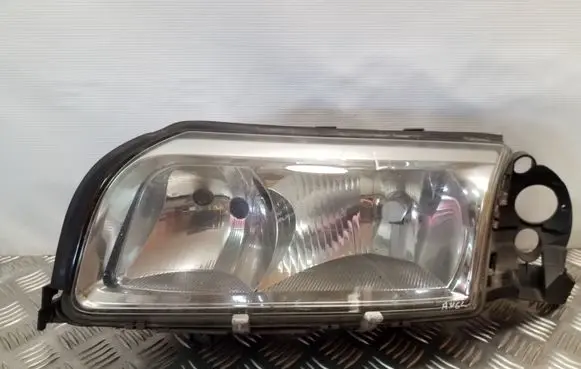 Volvo S80 Headlight/headlamp 30744493