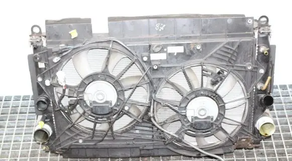 Toyota Avensis T270 Radiator set 160400R170 4227505203