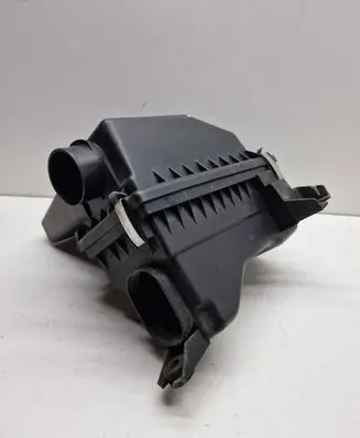 Mitsubishi Colt Air filter box MN130287 A1350900301 MN130286