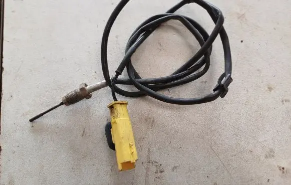 Peugeot 508 Exhaust gas temperature sensor 9670381580