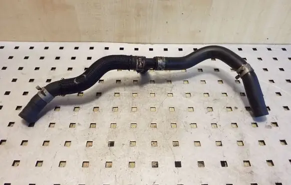 Toyota Auris E180 Engine coolant pipe/hose