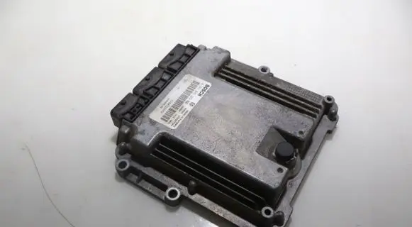 Renault Laguna III Engine control unit/module ECU 0281045323