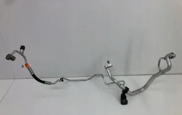 Ford Maverick Air conditioning (A/C) pipe/hose