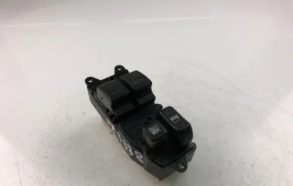 Toyota RAV 4 (XA20) Electric window control switch 8482042160