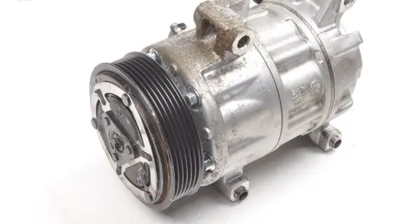 Mazda 3 Air conditioning (A/C) compressor (pump) 