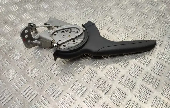 Suzuki Vitara (LY) Handbrake/parking brake lever assembly