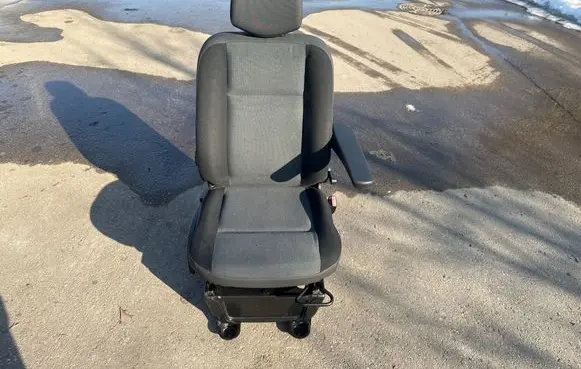 Renault Master III Front passenger seat 