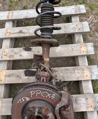 Mazda CX-3 Front wheel hub spindle knuckle MCPERSON