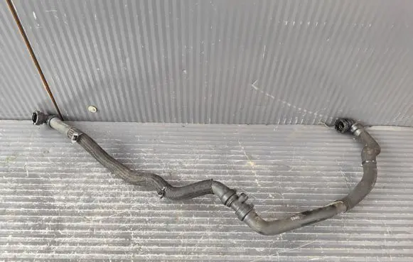 Renault Clio V Engine coolant pipe/hose 215019377R
