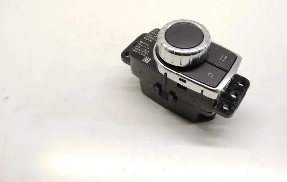 Mercedes-Benz A W176 Multifunctional control switch/knob A2469001309 A2469013302 A2129020607