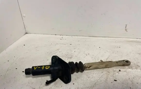 Volvo S70 V70 V70 XC Clutch master cylinder 3339