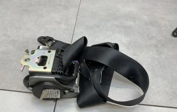 Renault Captur Front seatbelt 868850945R