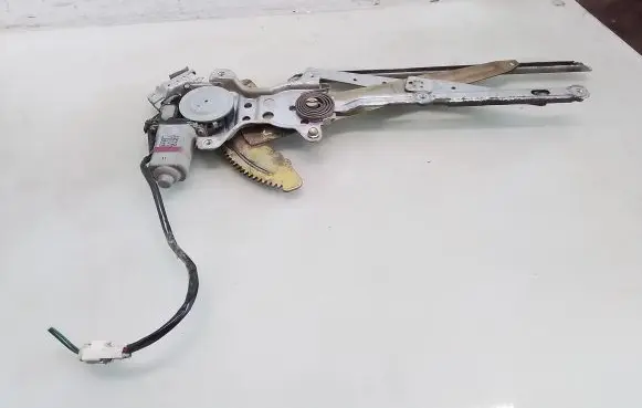 Toyota Previa (XR30, XR40) II Sliding door window regulator with motor 8572028070