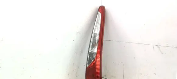 Mitsubishi Lancer Rear/tail lights 22087508
