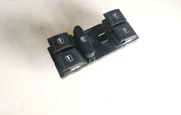 Volkswagen PASSAT B7 Electric window control switch 1K4959857B