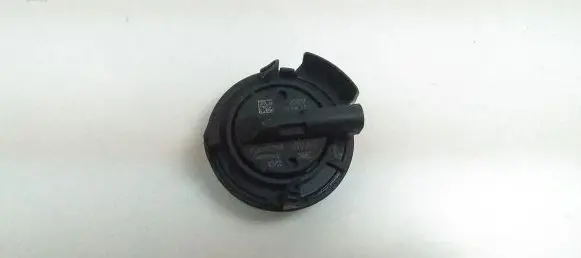 Skoda Superb B8 (3V) Airbag deployment crash/impact sensor 5Q0959354 M8038