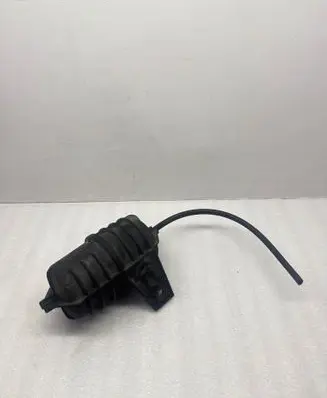 BMW 3 E46 Vacuum air tank 11652247620