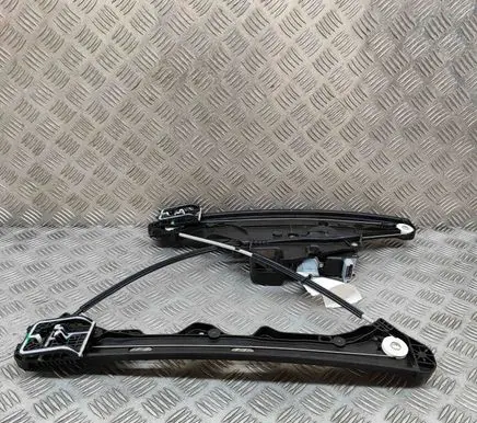 Opel Mokka B Front door window regulator with motor 430113H0 9828130680