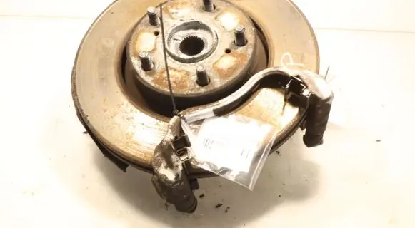 Toyota Verso Front wheel hub spindle knuckle