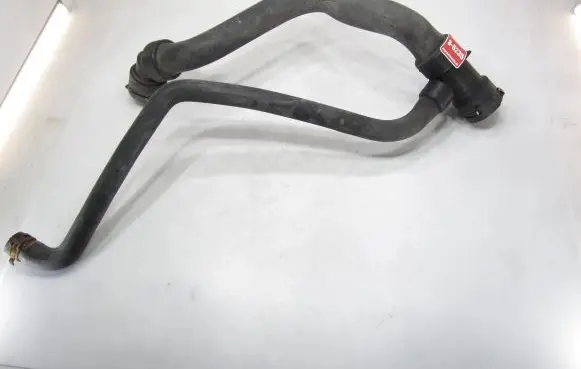 Volkswagen PASSAT B5.5 Engine coolant pipe/hose 4B0121049S E7HT4