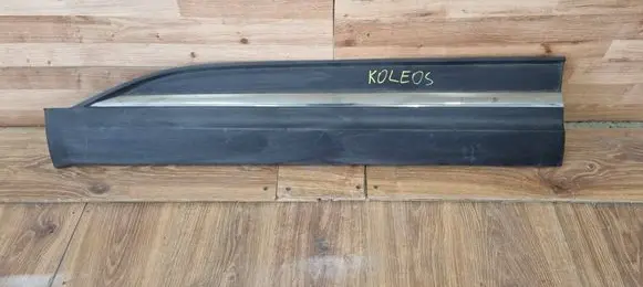 Renault Koleos II Front door trim (molding) 131313