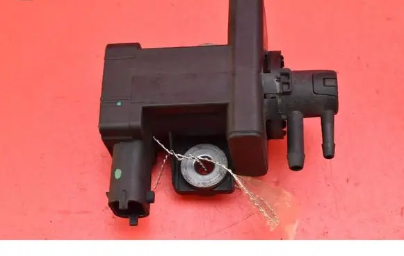Opel Mokka Vacuum valve 55576356