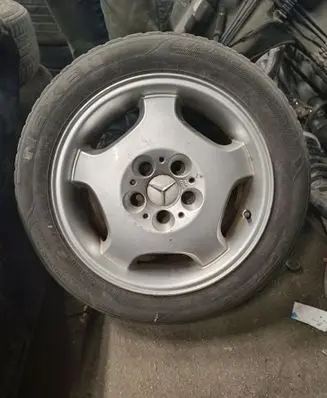 Mercedes-Benz 190 W201 R16 alloy rim Z5475635R
