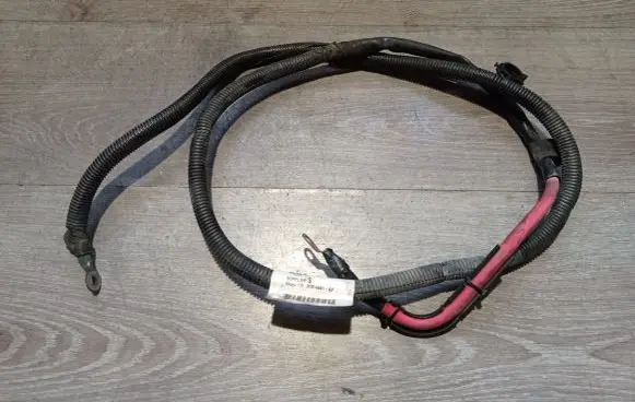 Positive cable (battery)