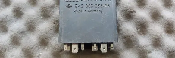 Audi A6 S6 C5 4B Other relay 4B0919471A 5KG006568