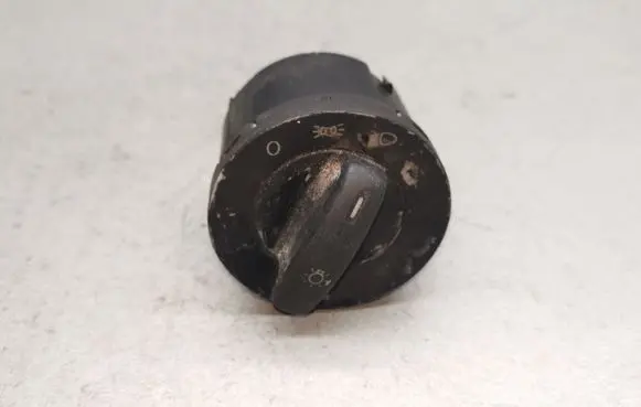 Volkswagen Touran I Light switch 1T0941431B