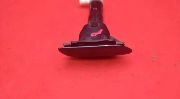 Honda CR-V Windshield washer spray nozzle 22694