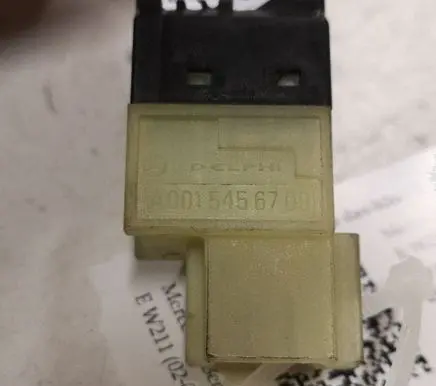 Mercedes-Benz E W211 Brake pedal sensor switch A0015456709
