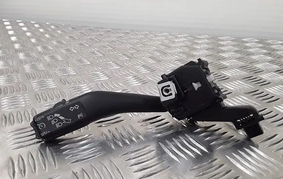 Volkswagen Tiguan Light switch 1K0953513G