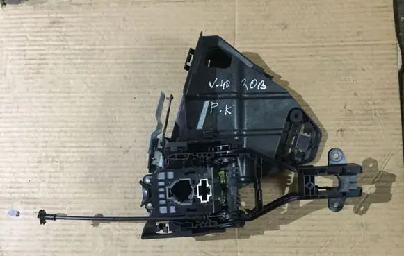 Volvo V40 Front door soft close latching motor 31301461