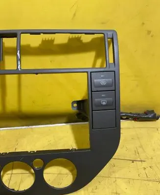Ford C-MAX I Climate control/heater control trim 3M5118522