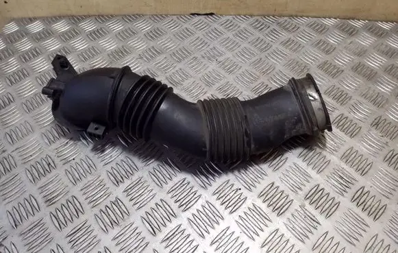 Ford Kuga I Turbo air intake inlet pipe/hose AV6112B624BA