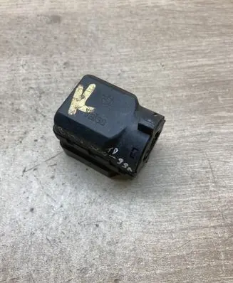 BMW 3 E46 Ignition lock contact 8363706